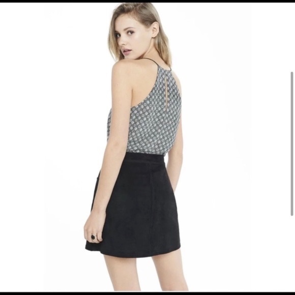 EXPRESS Barcelona Cami Spaghetti Strap Black White V-Neck Sleeveless Tank Blouse - Picture 3 of 11